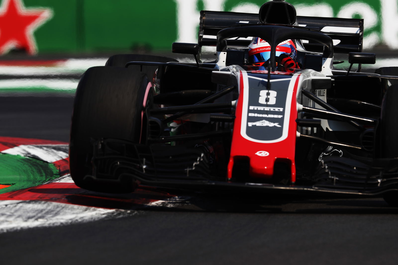 How do you design a Formula 1 car livery?